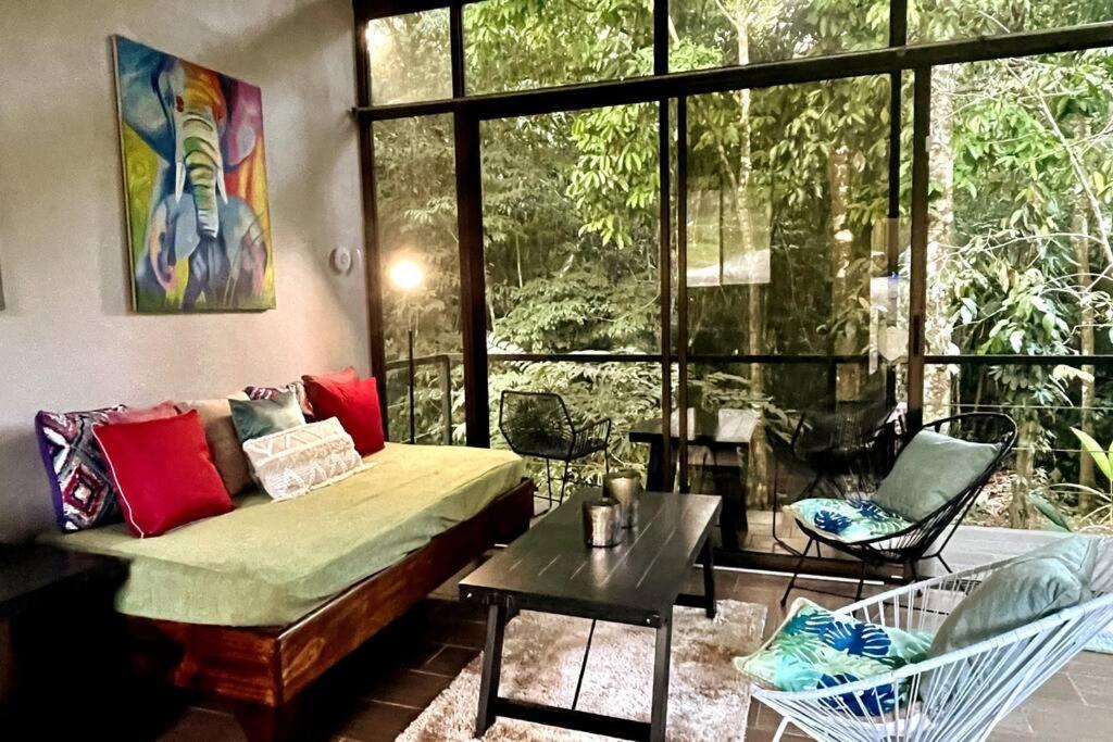 An Abundance Of Wildlife At Jungle Glory Home Abajo Manuel Antonio Εξωτερικό φωτογραφία